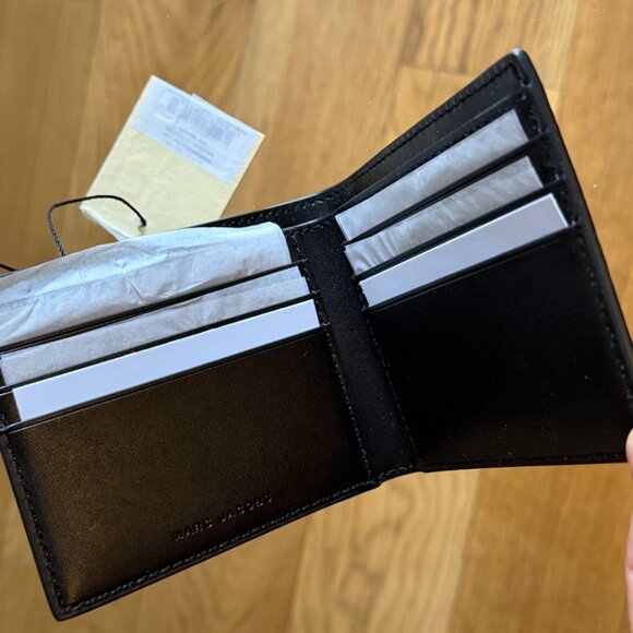 Marc Jacobs - The Leather Billfold Wallet - Picture 4 of 5